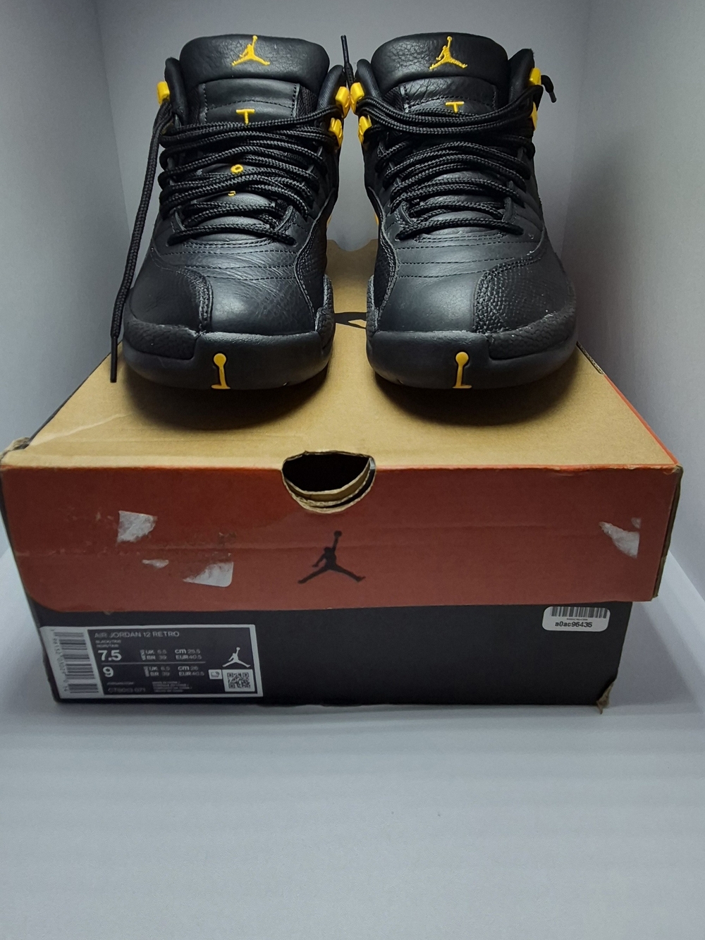 Air Jordan 12 Retro "Black Taxi" (CT8013-071) Men's Size 7.5 / Women's 9